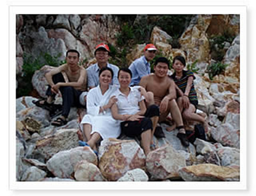 抓完小海蟹了来张合影吧